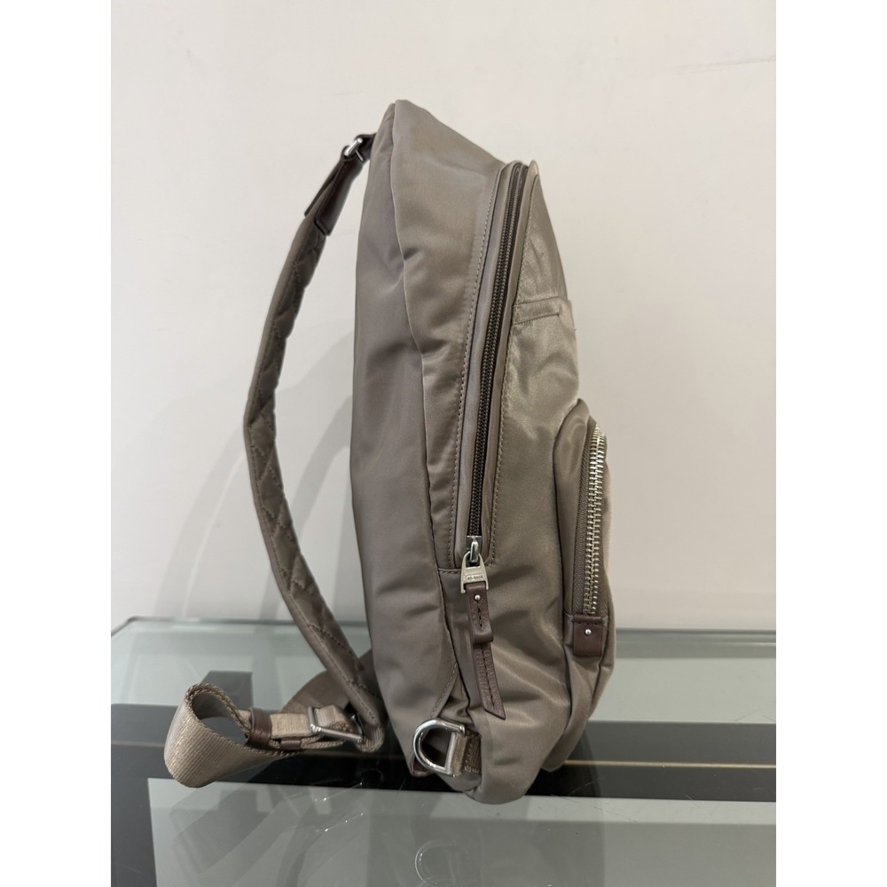 Authentic TUMI Nylon One Shoulder Backpack - Picture 4 of 9